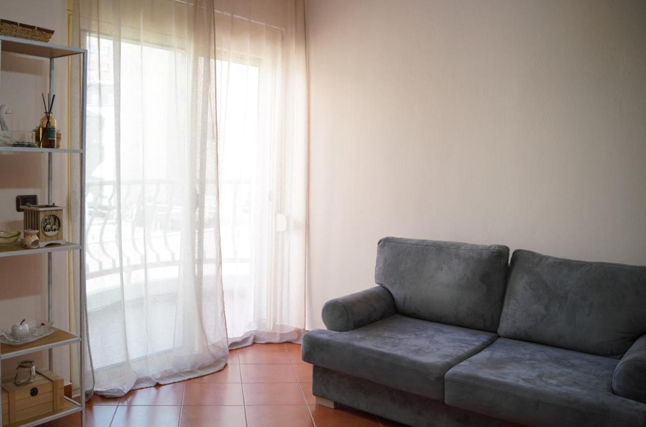 Stylish Apartment Near Tirana Center Eksteriør billede