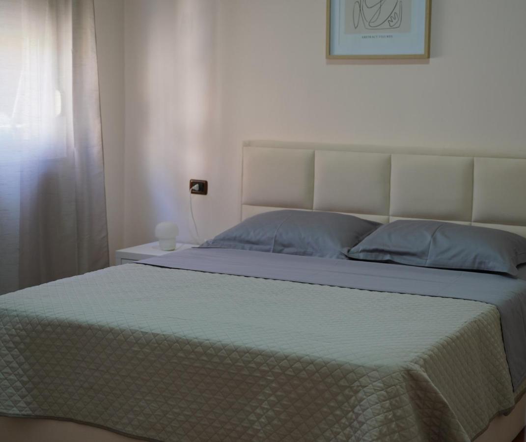 Stylish Apartment Near Tirana Center Eksteriør billede